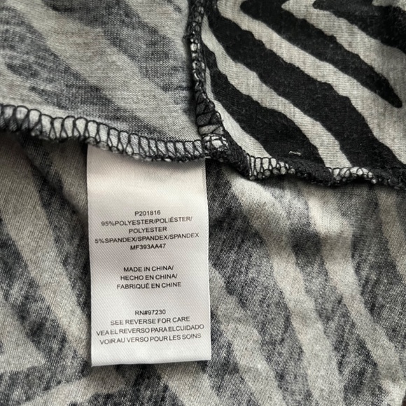 Top - Picture 4 of 4